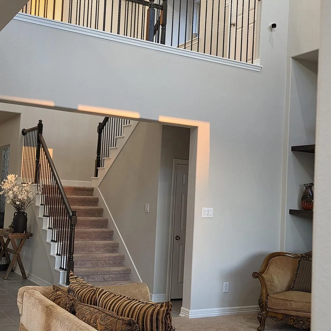 4 bed, 3.5 bath, 3661 sqft, $7,800 — Photo 4