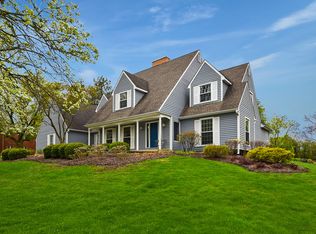 350 Roberts Rd, Inverness, IL 60010