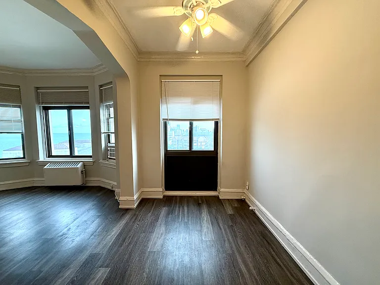 1033 W Loyola Ave #1008 — Photo 8