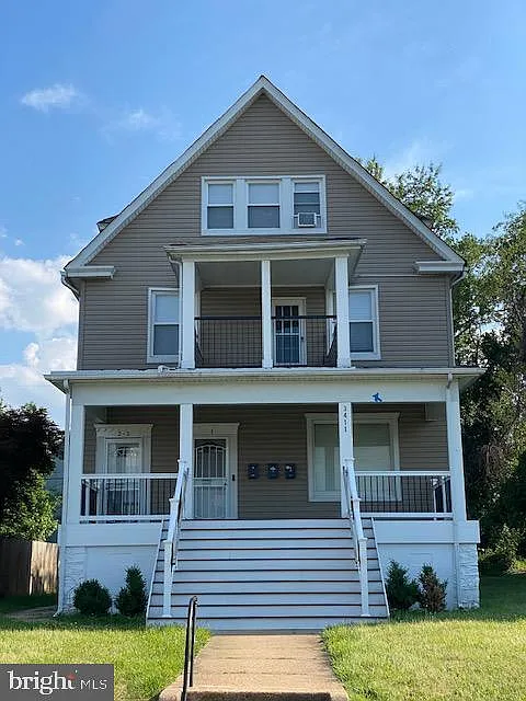 3411 Fairview Ave