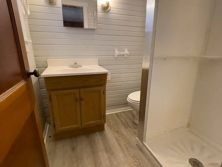 808 W Beechwood Ave — Photo 11