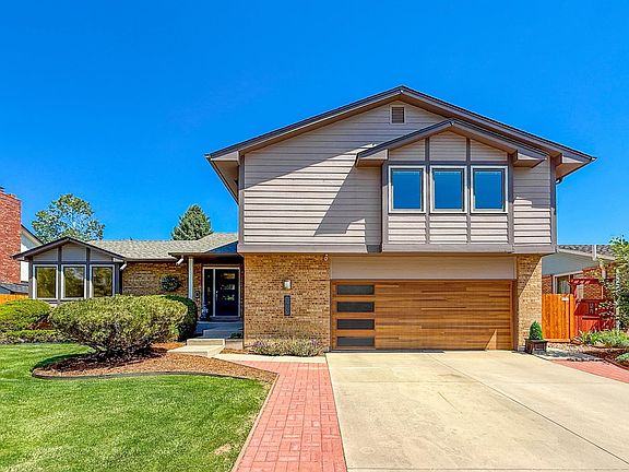 2nd image of 2685 Beech Cir