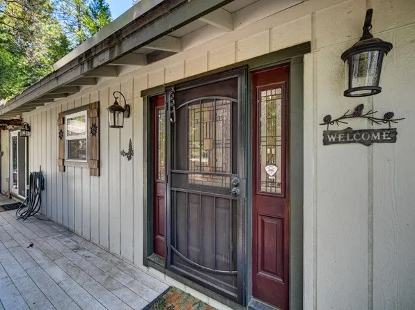 1885 Meadowview Rd, Arnold, CA 95223
