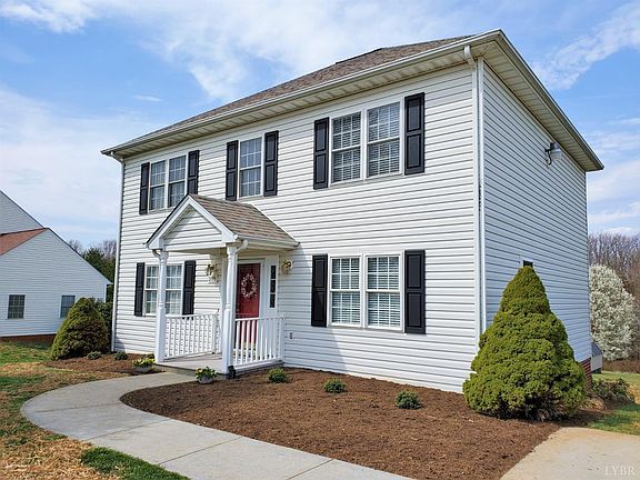 4th image of 209 Farley Branch Dr