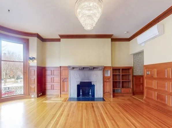 306 Commonwealth Ave APT 3, Boston, MA 02115