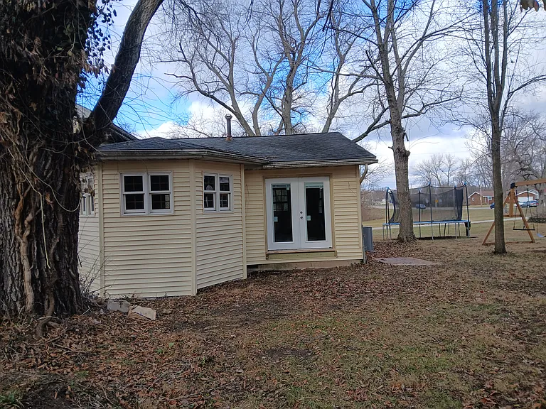 619 Arthur Ct — Photo 5