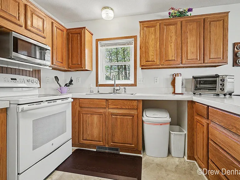 2676 Walnut Hills Ct SE — Photo 5