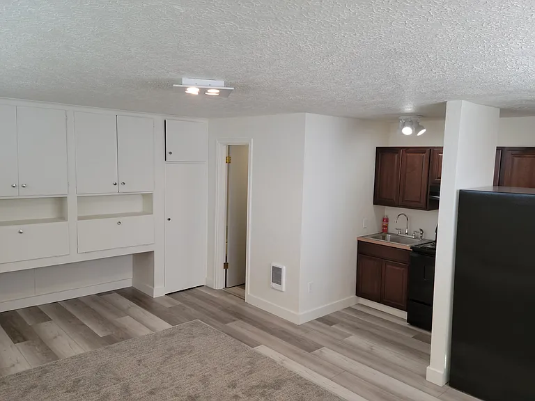 19 F St NW #4 — Photo 8