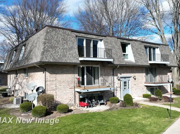 104 Provincial Ct Unit 22, Saginaw, MI 48638