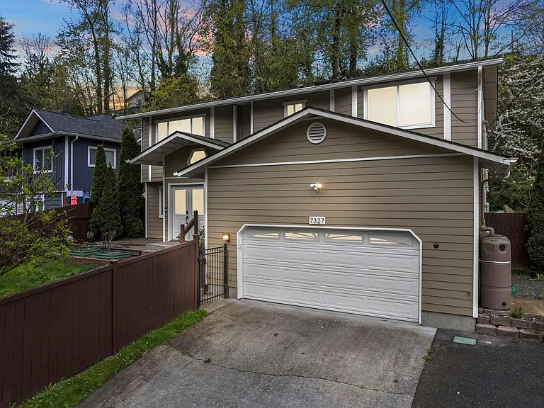7327 Dumar Way SW #D — Photo 15