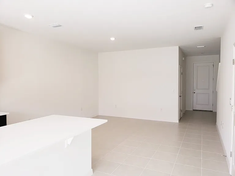 729 Maple Oak Dr — Photo 5