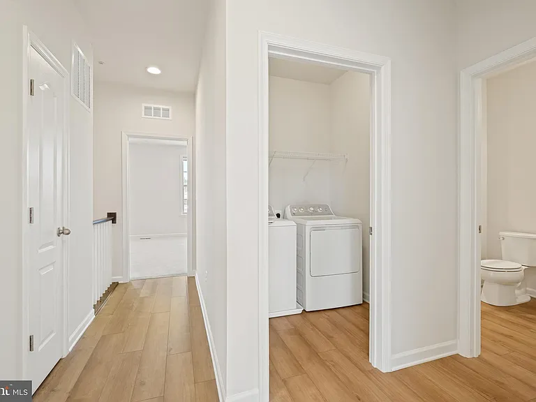 204 Ashton Market Aly — Photo 18