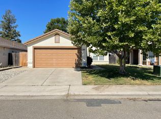 9075 Bristol Plaza Way, Elk Grove, CA 95624