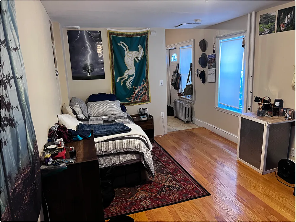Building Photo - 381 Dorchester St #3