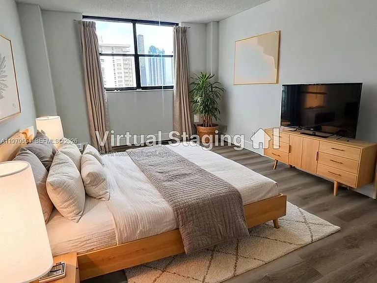 290 174th St #1611 — Photo 17