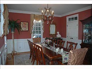 2nd image of 4203 Amesbury Ln
