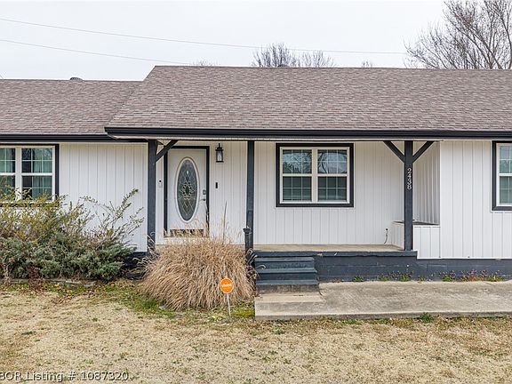 2nd image of 2438 Dora Rd