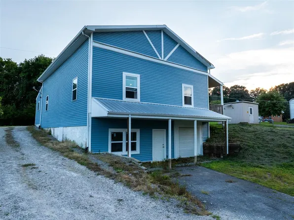 459 Logansport Rd, Morgantown, KY 42261
