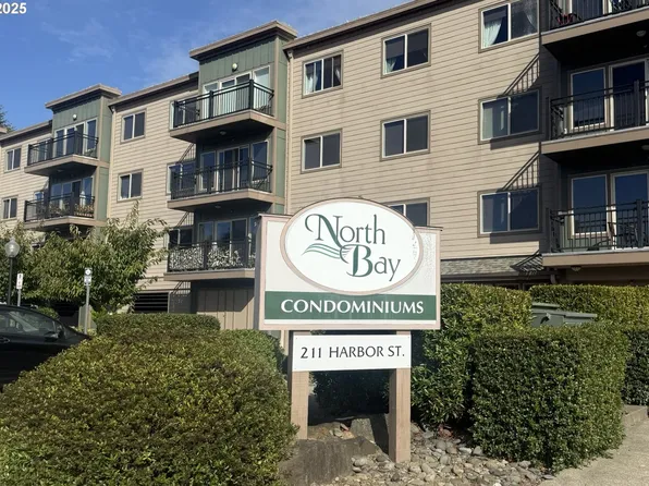 211 Harbor St APT 22, Florence, OR 97439