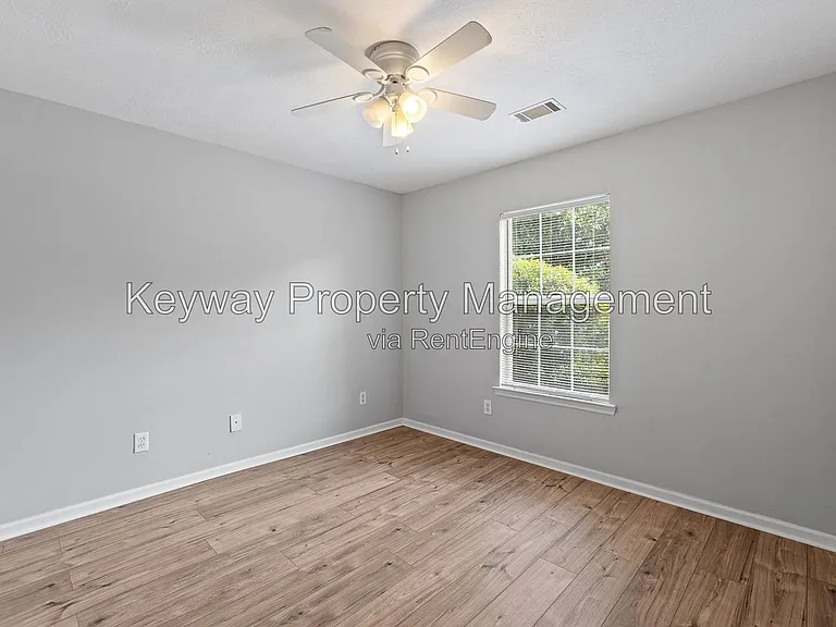 107 Stonington Ln SW — Photo 15