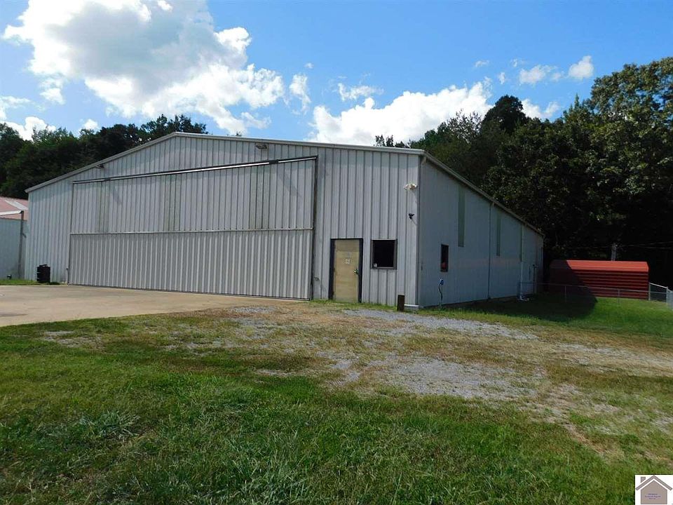 1st image of 351 Turner Airport Ln