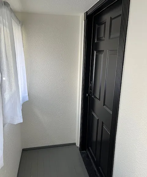private access interior stairwell