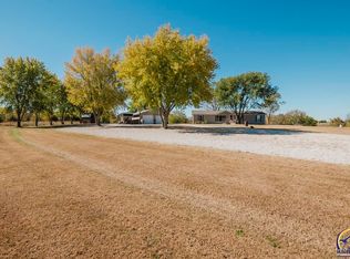 2620 Quail Rd, Waverly, KS 66871