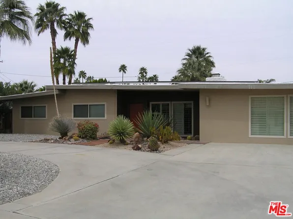 2190 E Desert Palms Dr, Palm Springs, CA 92262