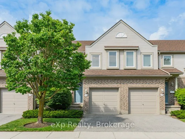 35 Roehampton Cres #44, Guelph, ON N1L 1M8