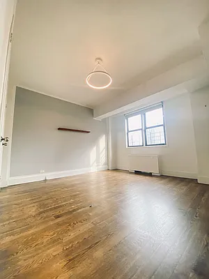 Rented by Oxford Property Group | media 4