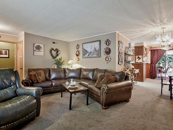 5th image of 515 Grandview Ave