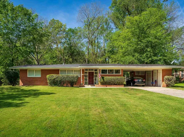 1907 Gail Dr, Marshall, TX 75670