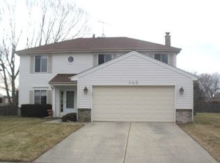 145 Lilac Ln, Buffalo Grove, IL 60089
