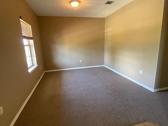 3rd image of 118 W Lagrange St APT 10