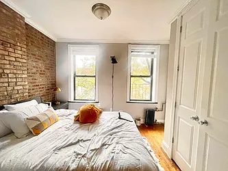 Rented by Century 21 Premier 