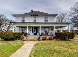 1203 Washington St W, Fayetteville, TN 37334