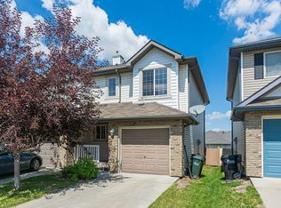 700 Bothwell Dr #20, Strathcona County, AB T8H 2W3