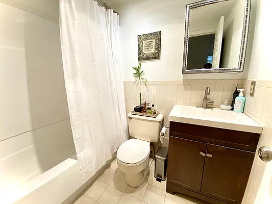 Rented by Dwell Residential Inc | media 27