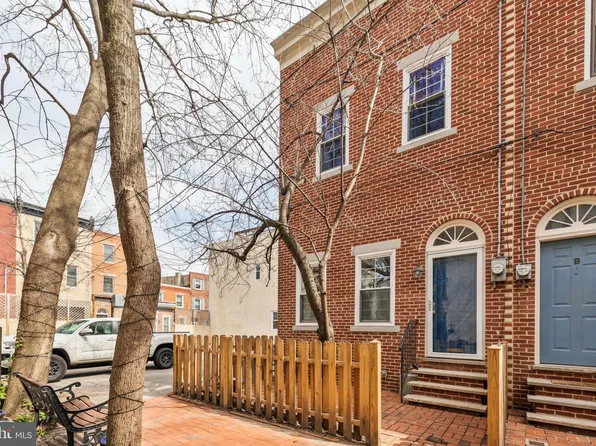 1811 Fitzwater St APT A, Philadelphia, PA 19146