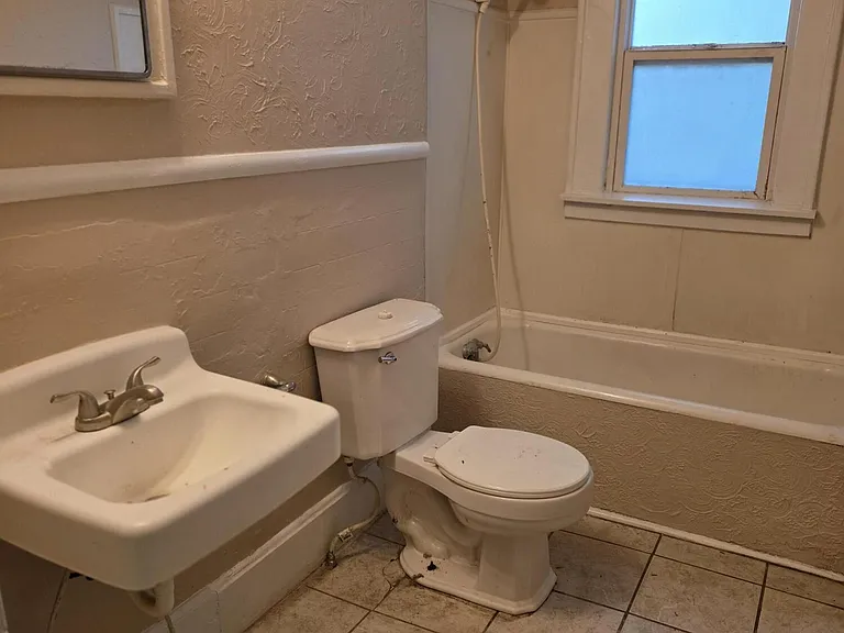 616 S Fremont Ave — Photo 9