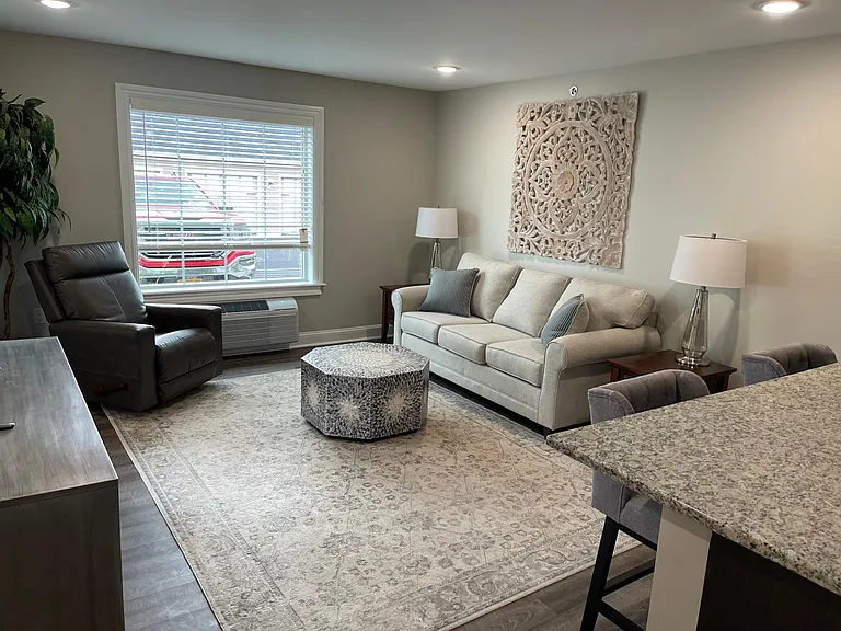 The Heartford Luxury Apartments — Photo 8