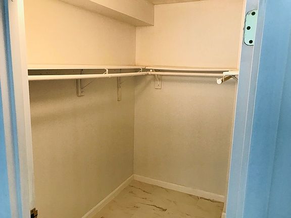 5th image of 1835 Needham Ave APT 2G