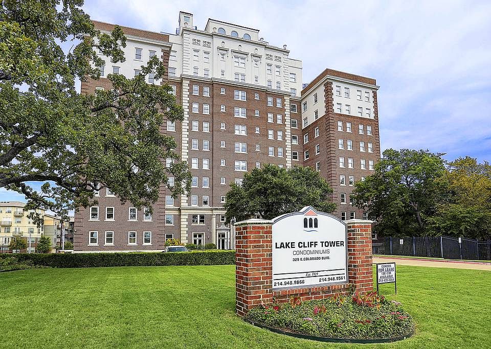 2nd image of 329 E Colorado Blvd #602