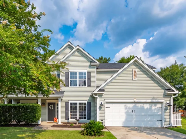 1505 Solstice Ct, Hanahan, SC 29410