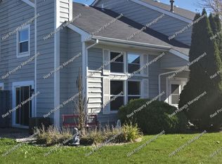 144 Holly Ln, Schererville, IN 46375