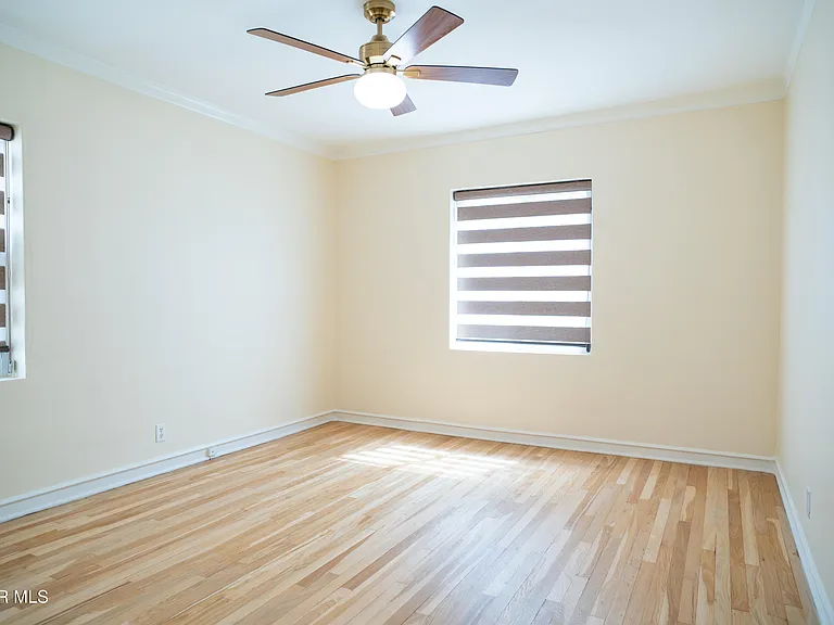 1211 Mesita Dr — Photo 24