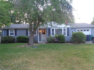 75 Metropolitan Dr, Warwick, RI 02886
