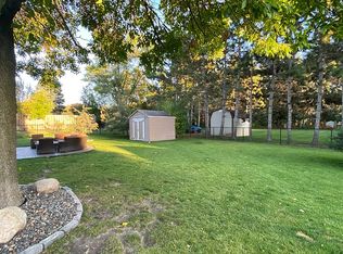 1376 Jonquil Ln, White Bear Township, MN 55110