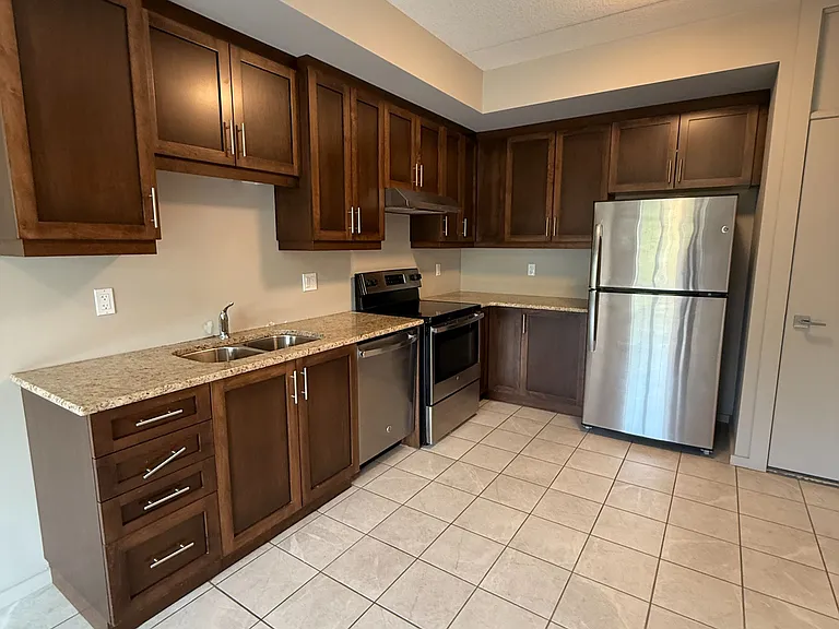 1518 Pelham St #302 — Photo 13
