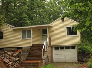 100 Weldon Rd, Lake Hopatcong, NJ 07849